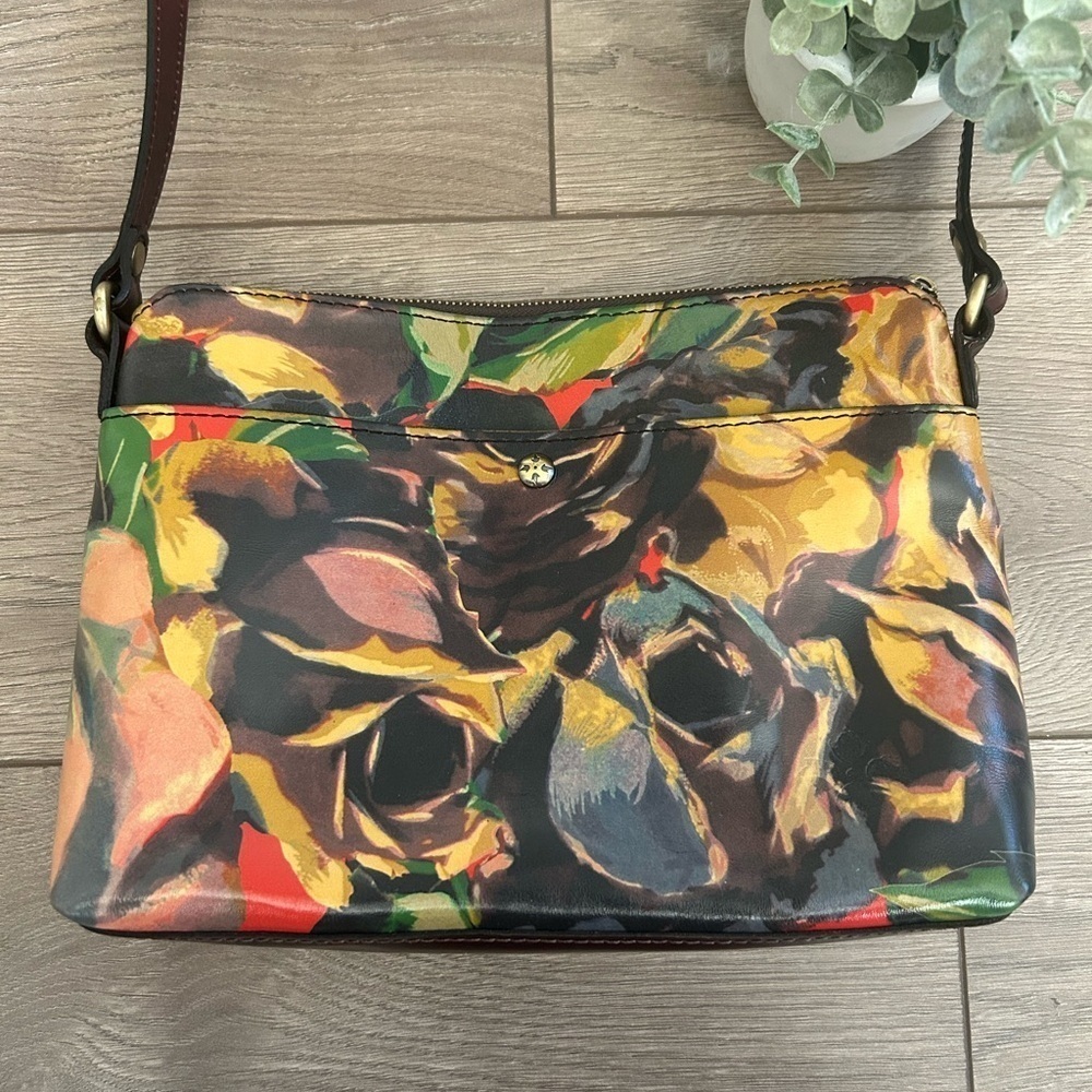 PATRICIA NASH Crossbody Purse with Floral Print - Picture 3 of 11